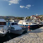 Island Mihaela Apartament Okrug Gornji