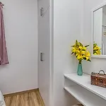 Island Mihaela Apartament *