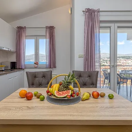 Apartment Island Mihaela Okrug Gornji