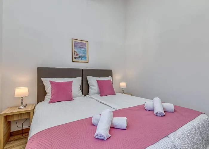 Island Mihaela Apartamento