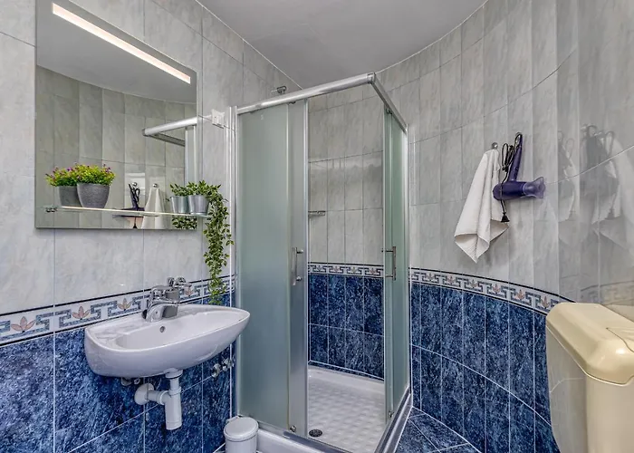 Apartamento Island Mihaela