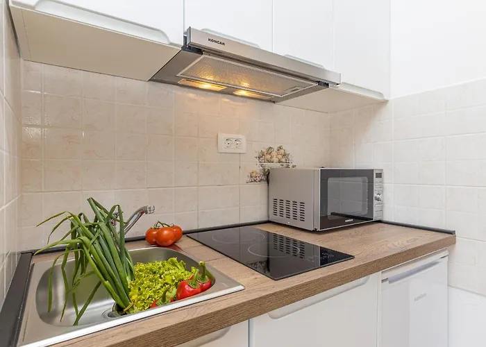 Island Mihaela Apartamento Okrug Gornji