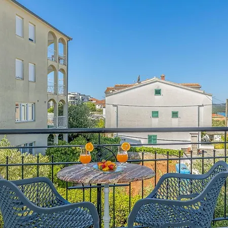 公寓 Island Mihaela