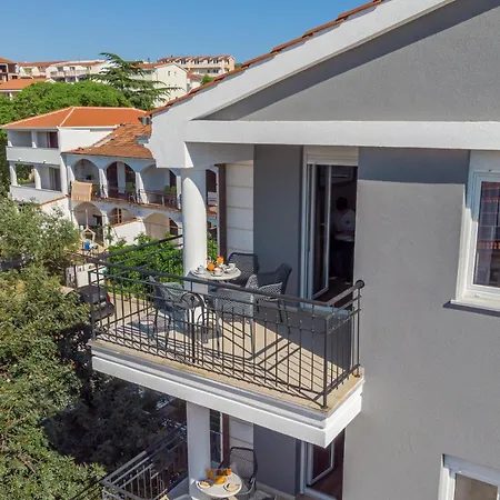 公寓 Island Mihaela 奥库格哥恩基