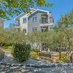 Island Mihaela Apartment Okrug Gornji