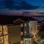Apartment Island Mihaela Okrug Gornji