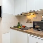 Apartment Island Mihaela *