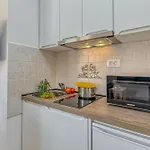 Apartment Island Mihaela *