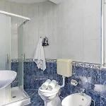 Island Mihaela Okrug Gornji