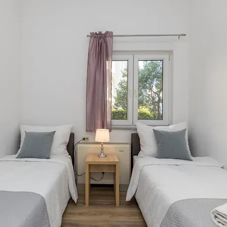 Apartman Island Mihaela *