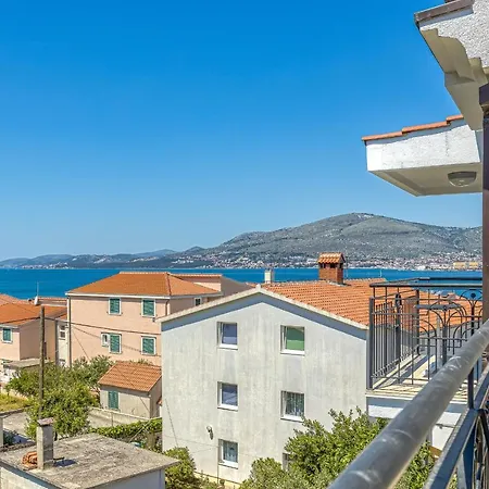 Apartman Island Mihaela