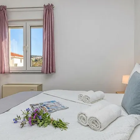 Appartement Island Mihaela