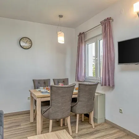 Island Mihaela Appartement Okrug Gornji
