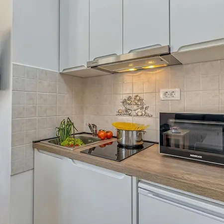 Appartement Island Mihaela *